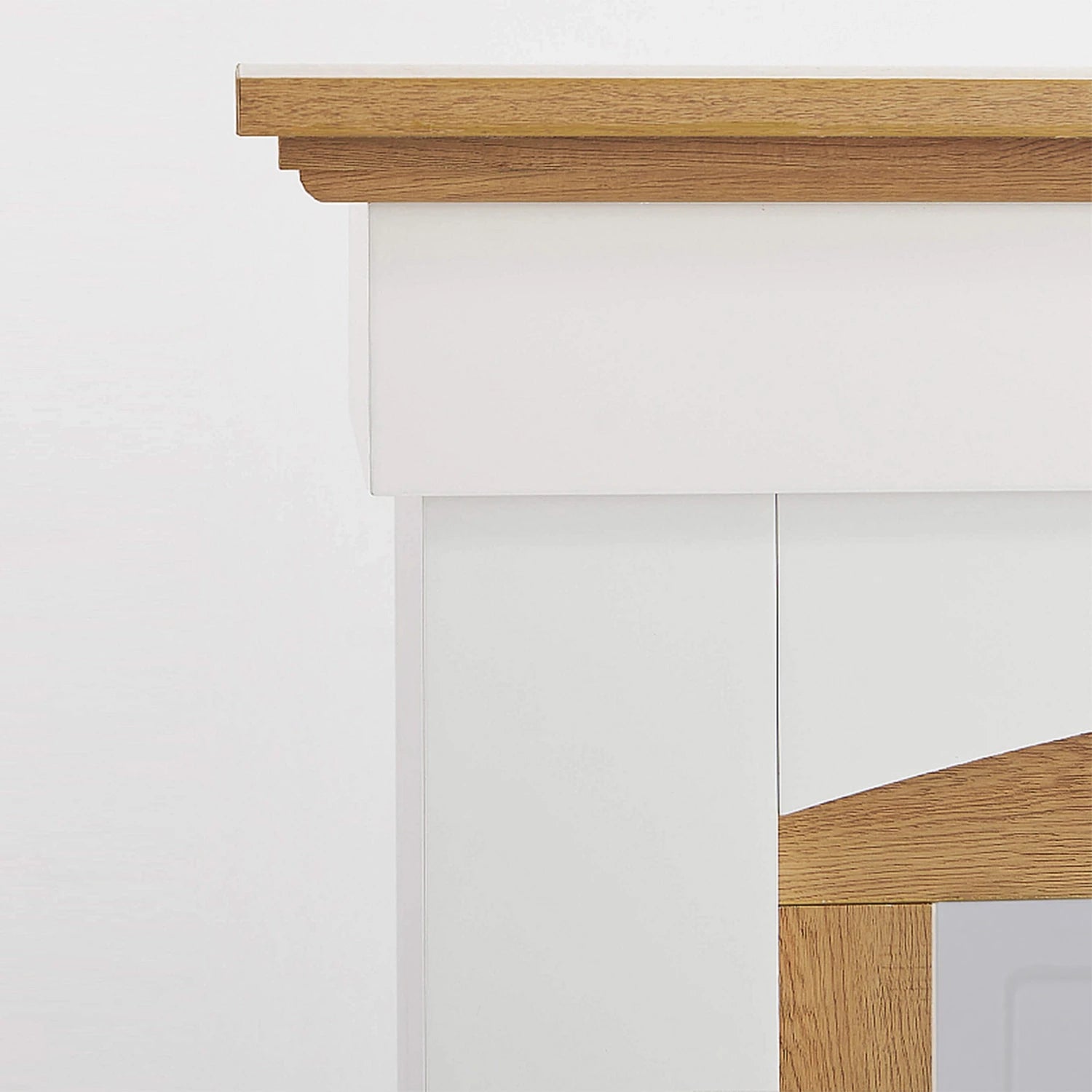 Cadre de cheminée Woodley – Blanc / Chêne naturel (cadre uniquement)