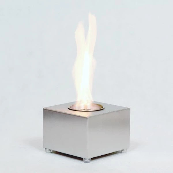 Cheminée bioéthanol de table cube en acier