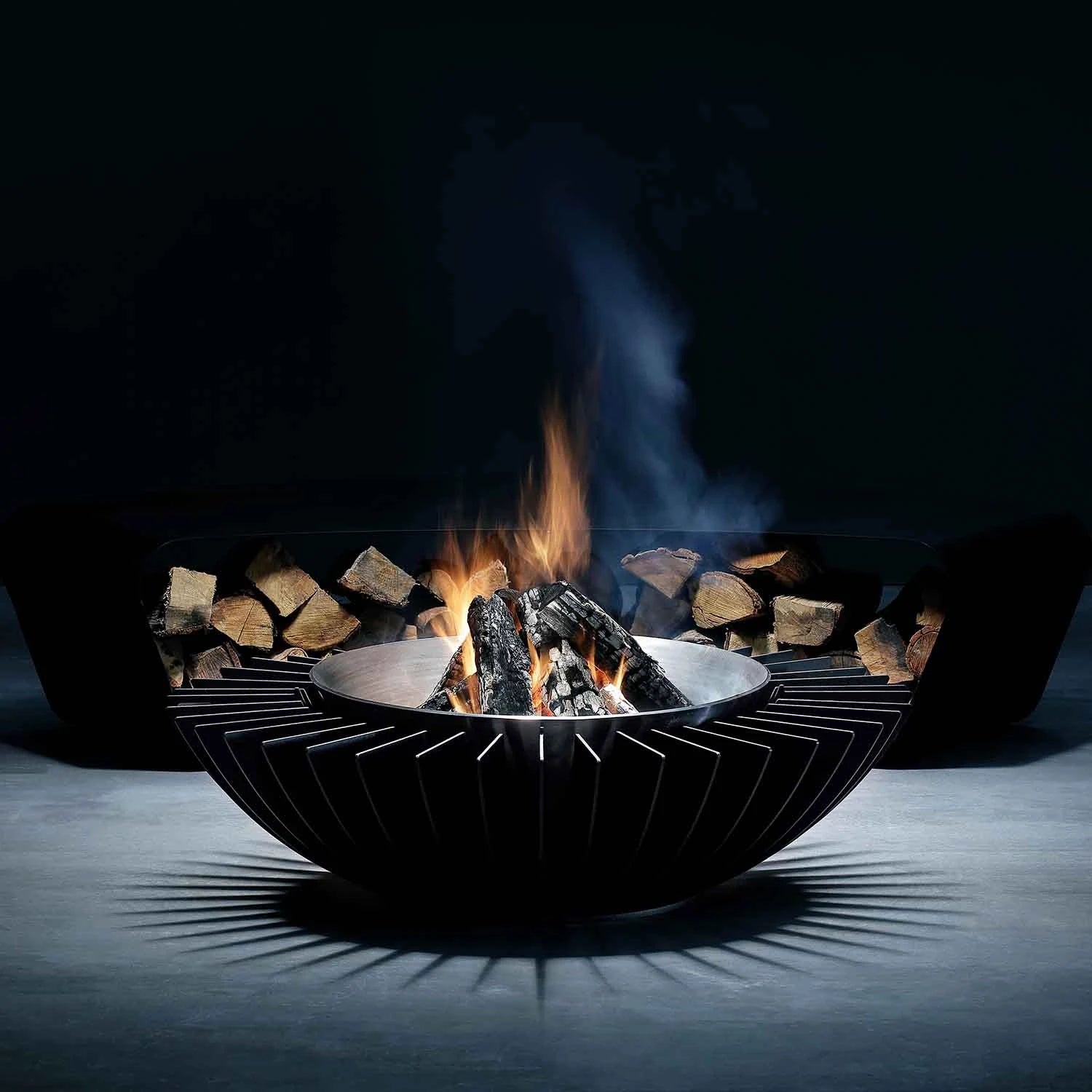 Cosmo Fire Pit - Black Metallic GlammFire