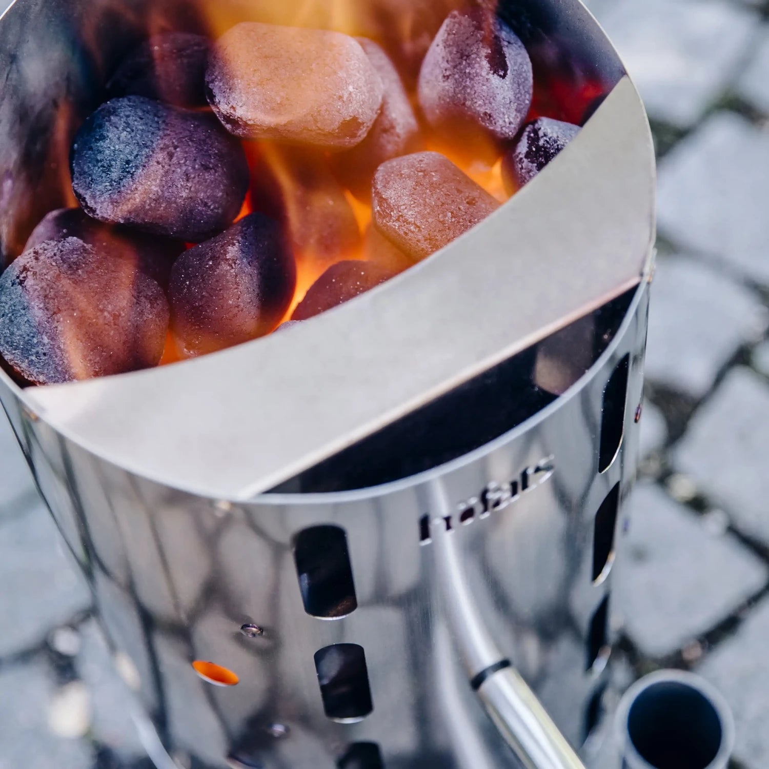 BBQ starter made of stainless steel, designed for quick and efficient ignition.
